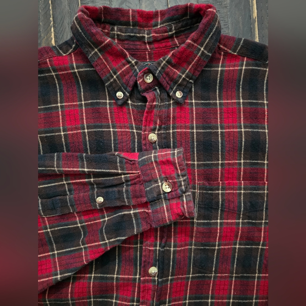 Red Head Men's Flannel Button Down Size L Red Black Plaid